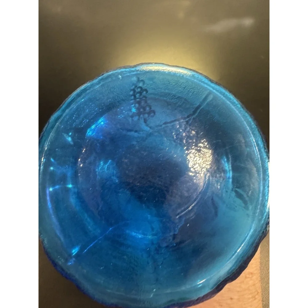 L E Smith Heavy Turquoise Or‎ Sea Blue Color Glass Grapes & Leaves Candle Holder